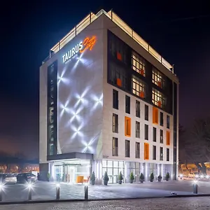 https://taurus-city.hotelslviv.net